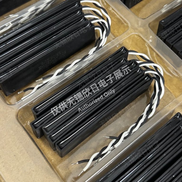 X-W0113-031 - Thumbnail 2