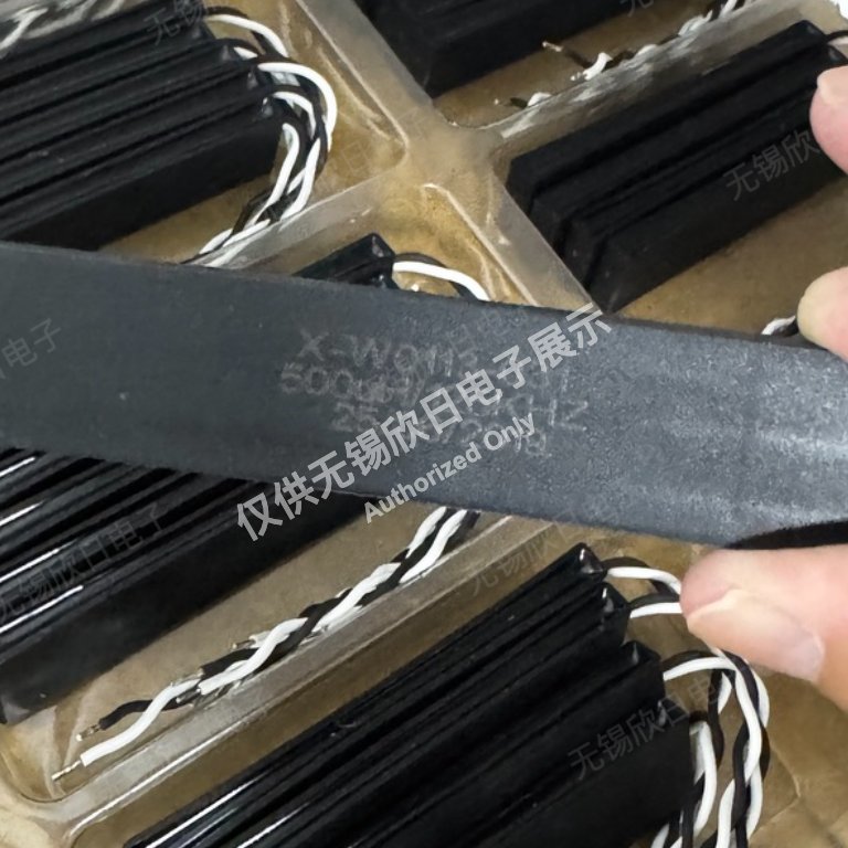 X-W0113-031 - Thumbnail 3